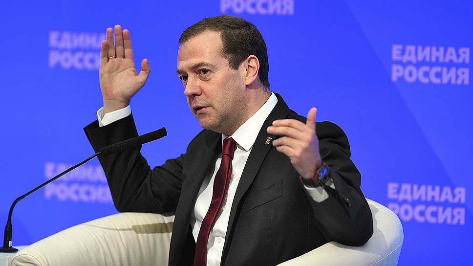 Лидер «Единой России» Дмитрий Медведев отметил высокий процент явки на праймериз партии в Саратовской области