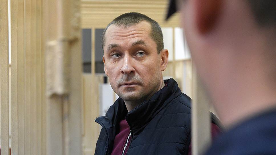 Что происходило с конфискованным имуществом Дмитрия Захарченко 