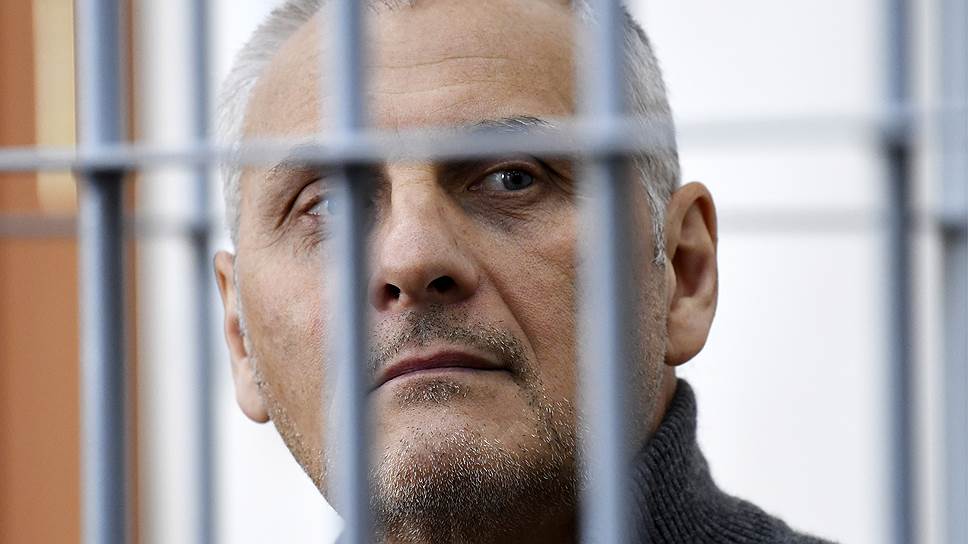 Александр Хорошавин отдал все и остался должен