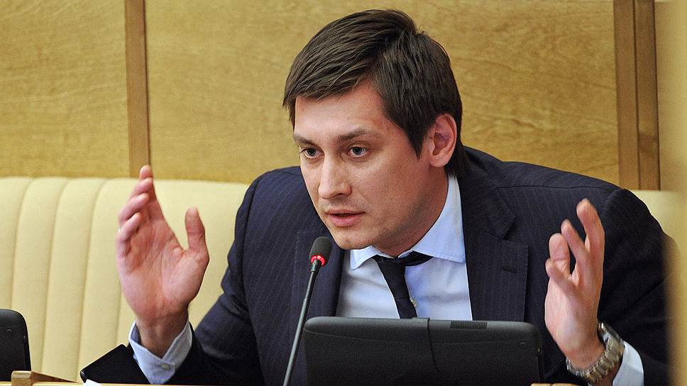 В деле обвиняемой в госизмене разберутся депутаты и правозащитники