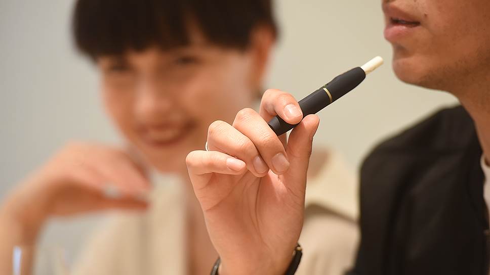 Почему Минздрав предложил приравнять IQOS и GLO к обычным сигаретам