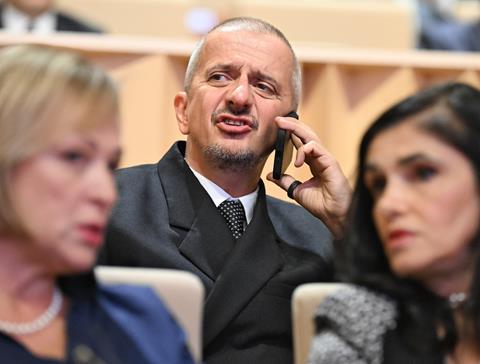 Богомолов ответил на критику его назначения и. о. ректора Школы-студии МХАТ