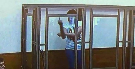 Надежда Савченко в суде 