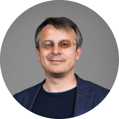 Иван Иванов