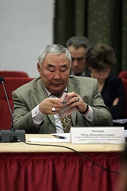 Кандидат от «Единой России» Петр Нохоев уверен, что позиция регионального правительства, которая шла в противовес позиции партии, повлияла на его поражение