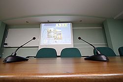 Международный центр по обогащению урана, созданный на базе АЭХК, пока ничем не занят, но тем не менее ждет уран из Армении.
