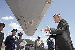 Стараниями областных властей мэр Иркутска стал звездой московской величины 
