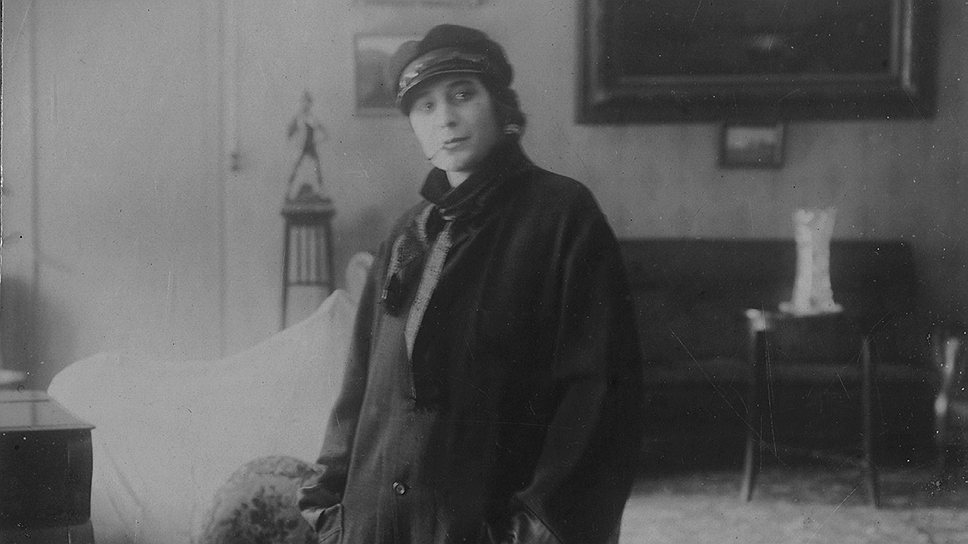 Софья Островская, начало 1920-х годов 
