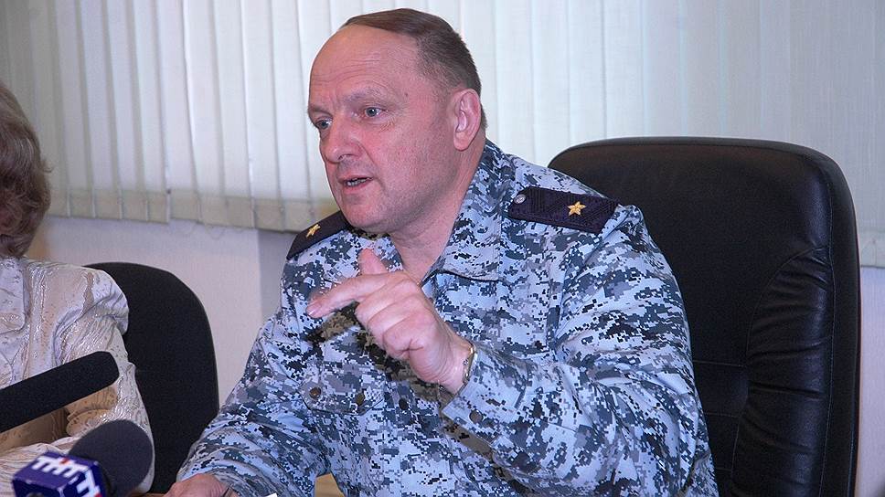 Подчиненные главы саратовского УФСИН Александра Гнездилова снова оказались фигурантами дела о гибели заключенного 