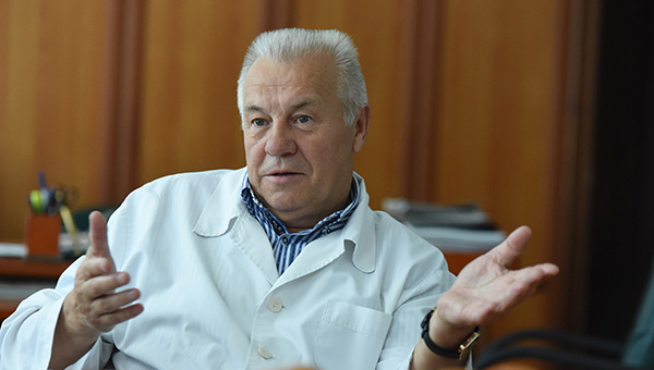 «Если нас вытеснят с рынка, выбывшие объемы вряд ли кто восполнит, поскольку выпечка социального хлеба убыточна», – уверен генеральный директор ОАО «Курскхлеб» Николай Лопатин 