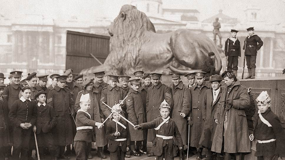 Добровольцы в Берлине, 1914 год   