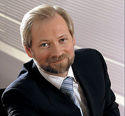 ВАДИМ ГЕРАСКИН считает, что сейчас «Русский алюминий» и РАО «ЕЭС России» единодушны как никогда прежде во взглядах на энергорынок