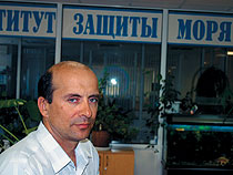 Директор Института защиты моря Сергей Монинец считает, что различные варианты конечной точки нефтепровода следует сравнивать с точки зрения возможности ликвидации разливов нефти 