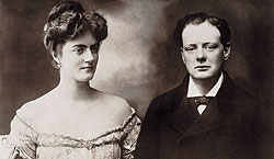Уинстон Черчилль и его жена Клементина, 1908 г.
