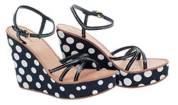 Босоножки из текстиля, Miu Miu (ЦУМ, 12 900 руб.)