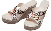 Сабо из кожи и текстиля, Gucci (Gucci, Luxury Village, 13 000 руб.)