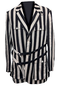 Пиджак из льна, Yohji Yamamoto (James, 50 715 руб.)