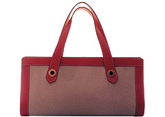 Сумка из кожи и текстиля,  Loro Piana (ЦУМ, 47 200 руб.) 