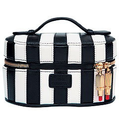 Косметичка из кожи,  Lulu Guinness (Articoli, 17 353 руб.) 