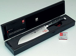 Сантоку Twin Cermax компания Zwilling J. A. Henckels делает в Японии  