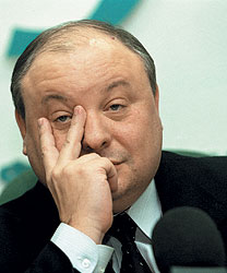Егор Гайдар, 2001 год