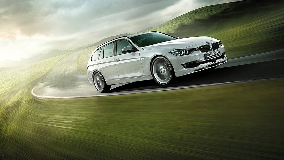 До сотни  BMW Alpina D3 Bi-Turbo разгоняется за 4,6 с, максимальная скорость - 278 км/ч, а расход в смешанном цикле составляет 5,3 л на 100 км пути. 