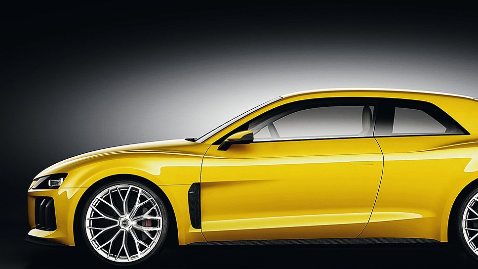 Audi Sport Quattro  Основная бензиновая «твинтурбовосьмерка» развивает 560 л.с., но на разгоне ей помогает 150-сильный электромотор с крутящим моментом в 400 Нм, который работает в паре с литий-ионной батареей емкостью 14,1 кВт/ч. Причем, около 50 км Sport Quattro может проехать на одном только электричестве. 