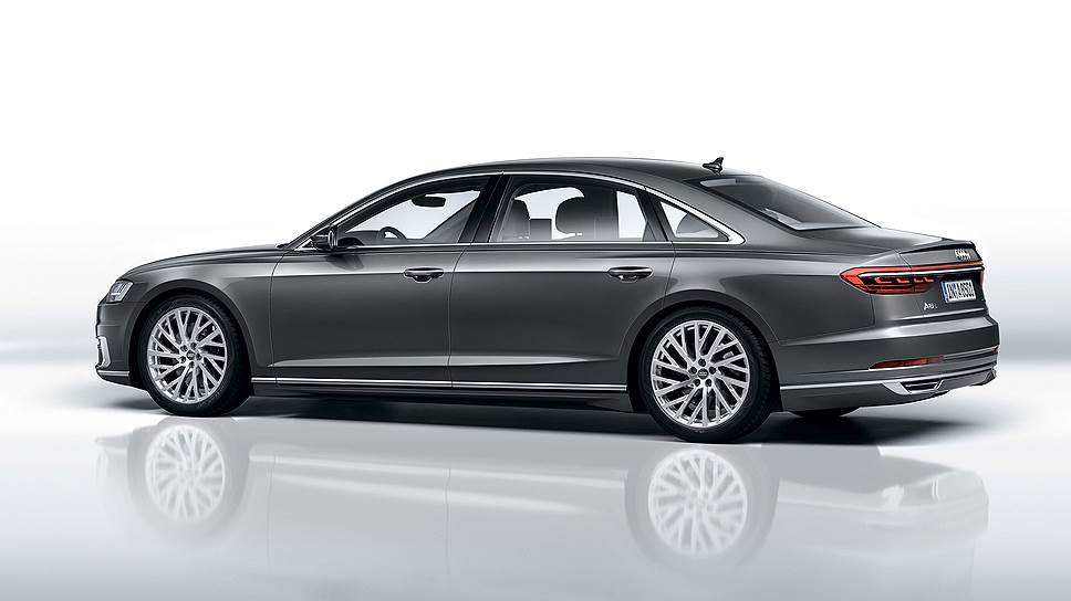 Полноактивная подвеска нового Audi A8 в зависимости от пожеланий водителя и текущей дорожной ситуации способна увеличивать или уменьшать дорожный просвет в отдельности для каждого колеса.