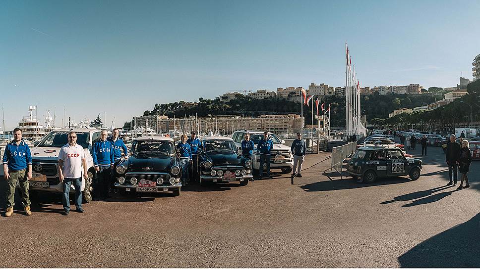 Финальная точка Rallye Monte Carlo Historique. Досюда дошли лишь три четверти всех экипажей. Обе "Волги" с честью выдержали испытание. 