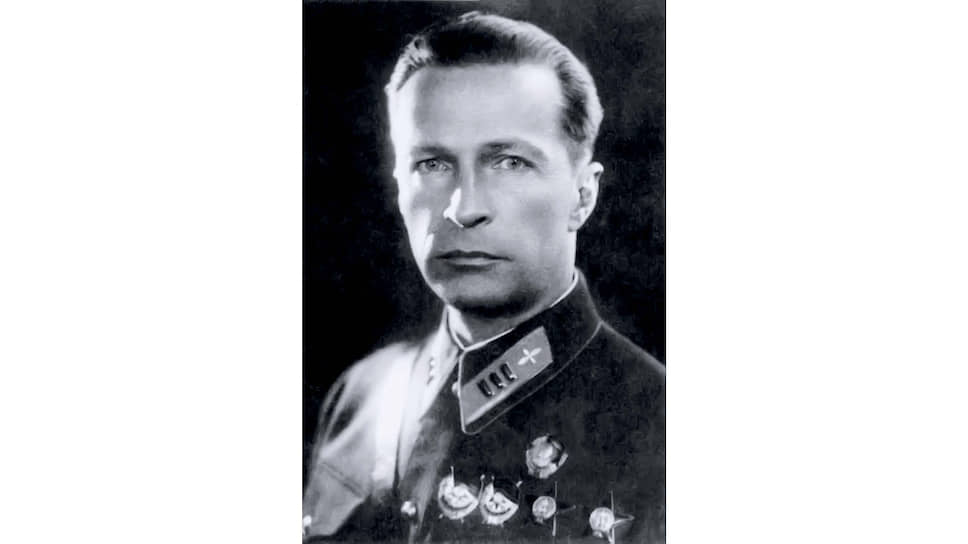 Летчик Михаил Громов 