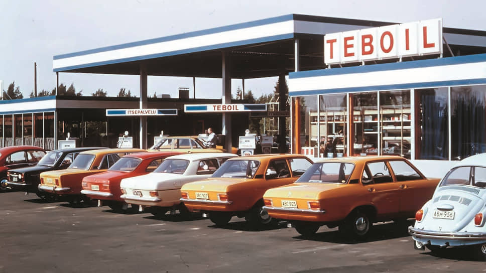На домашнем финском рынке марка Teboil была в числе первопроходцев. В 1981 году на АЗС сети появляются пункты оплаты пластиковыми картами — серьезная инновация для тех лет, с 1992 года компания предлагает неэтилированный бензин. В Евросоюзе опасный для окружающей среды и здоровья людей этилированный бензин запретили с 2000 года, в России — с 2002-го