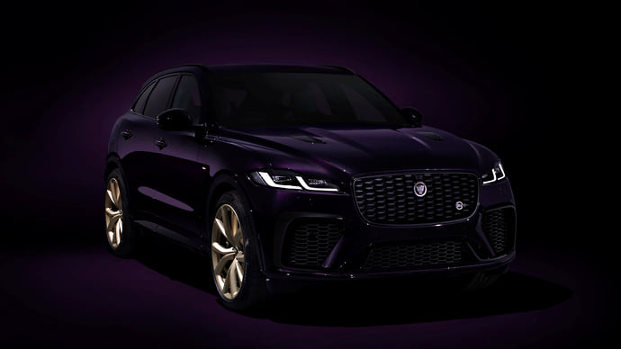 Кроссовер F-Pace SVR посвятили гоночному прототипу Jaguar