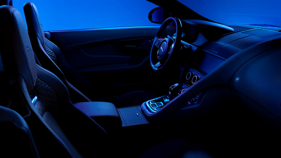 Jaguar F-Type Convertible 75 