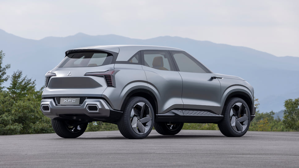 Mitsubishi XFC Concept