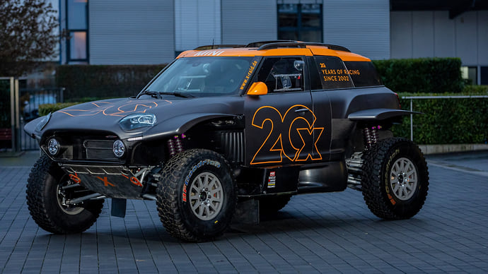 X-Raid представил гоночный багги MINI John Cooper Works Plus