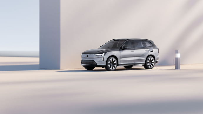 Volvo EX90 получил четырехместную версию Excellence