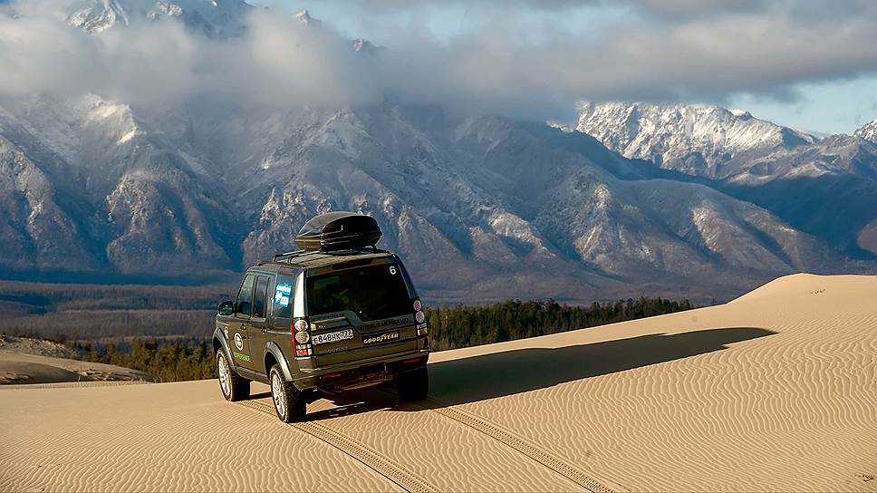 Чтобы достичь цели, водителю Land Rover Discovery нужно лишь указать ее на карте