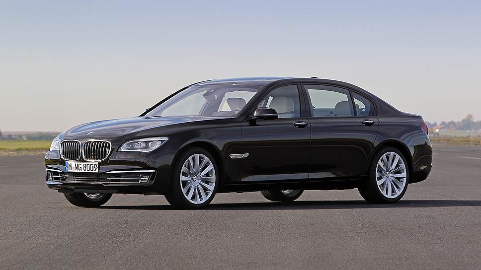 Четвертое поколение BMW 7-Series в кузове Е65 (2001-2005)