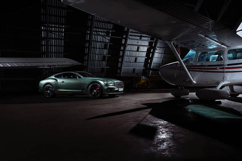Участник International Automotive Photography Awards 2020  