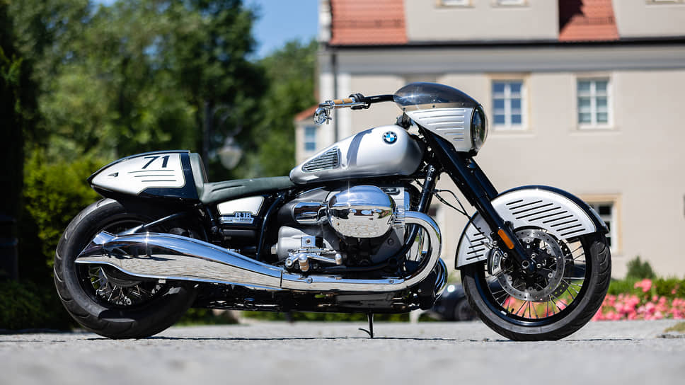 При разработке BMW R 18 Roadster кастомайзеры дилера BMW из Вроцлава, компании Inchcape, вдохновлялись автомобилями 1920-х и 1930-х годов. Акцент сделан на четких и прямых линиях, что в сочетании с элементами ар-деко создает простой и при этом уникальный внешний вид 