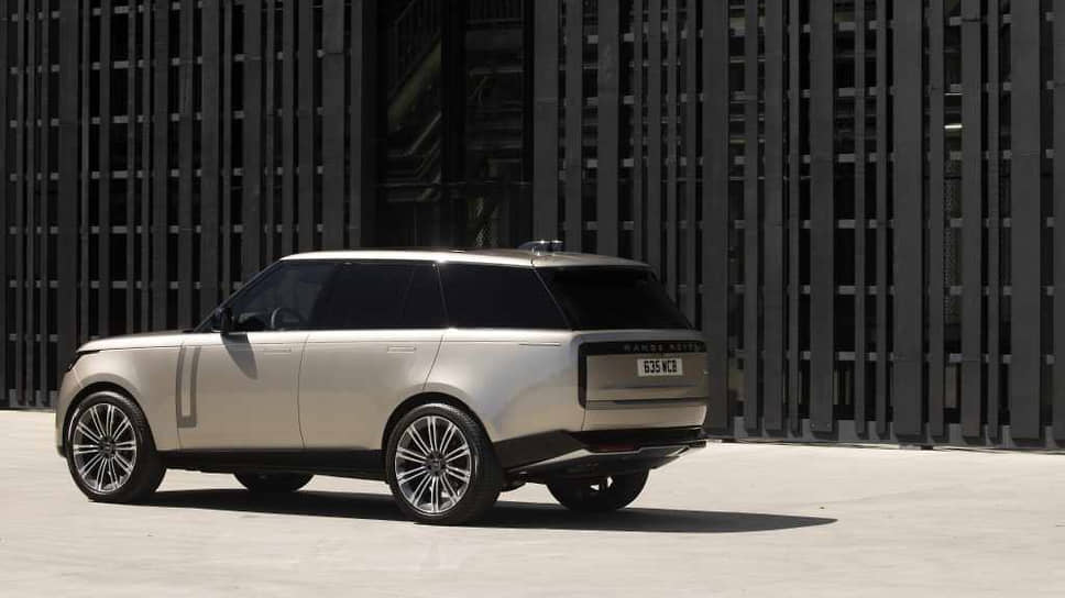 Главной «параллельной новинкой» ушедшего года проголосовавшие на портале auto.ru назвали Range Rover