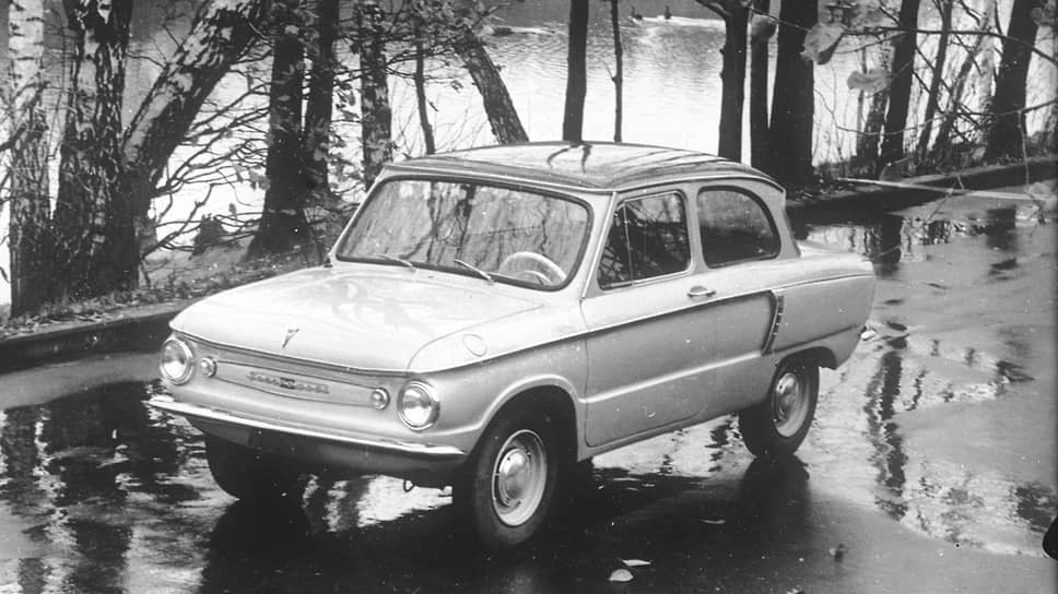 Более умеренный и пластичный вариант ЗАЗ-966 образца 1962 года, хотя «фасад» решен не очень удачно 