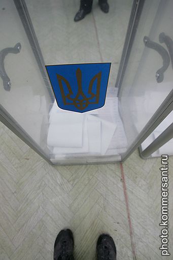 17.01.2010 Состоялся первый тур выборов на Украине, по итогам которого лидирует Виктор Янукович, возглавляющий оппозиционную Партию регионов. На втором месте премьер-министр Юлия Тимошенко, на третьем - Сергей Тигипко