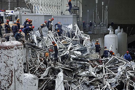 17 августа 2009 года на Саяно-Шушенской ГЭС произошла авария, в результате которой погибли 75 человек. Машинный зал был затоплен водой полностью. Полное восстановление СШГЭС запланировано на 2014 год, его стоимость оценивается более чем в 40 млрд руб