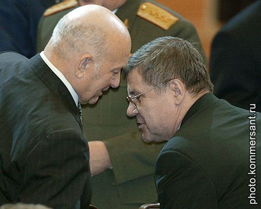 Министр юстиции России Юрий Чайка. 2003 год 