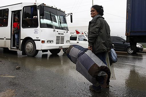 30.11.2010 Многодневные ливни, обрушившиеся на Венесуэлу, привели к сильному наводнению. В результате стихийного бедствия погибли не менее 20 человек. В четырех штатах страны объявлено чрезвычайное положение