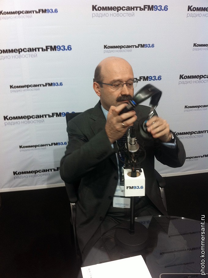 Председатель правления ВТБ-24 Михаил Задорнов в студии "Коммерсантъ FM"