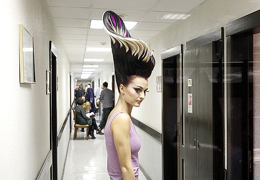 28.09.2011 В Кремле прошло шоу AlternativeHairShow 2011 Russia. Участниками парикмахерского искусства стали представители всемирно известных команд разных стран