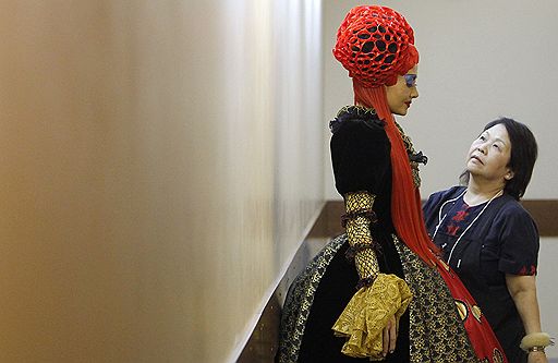 28.09.2011 В Кремле прошло шоу AlternativeHairShow 2011 Russia. Участниками парикмахерского искусства стали представители всемирно известных команд разных стран