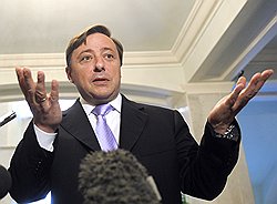Александр Хлопонин 